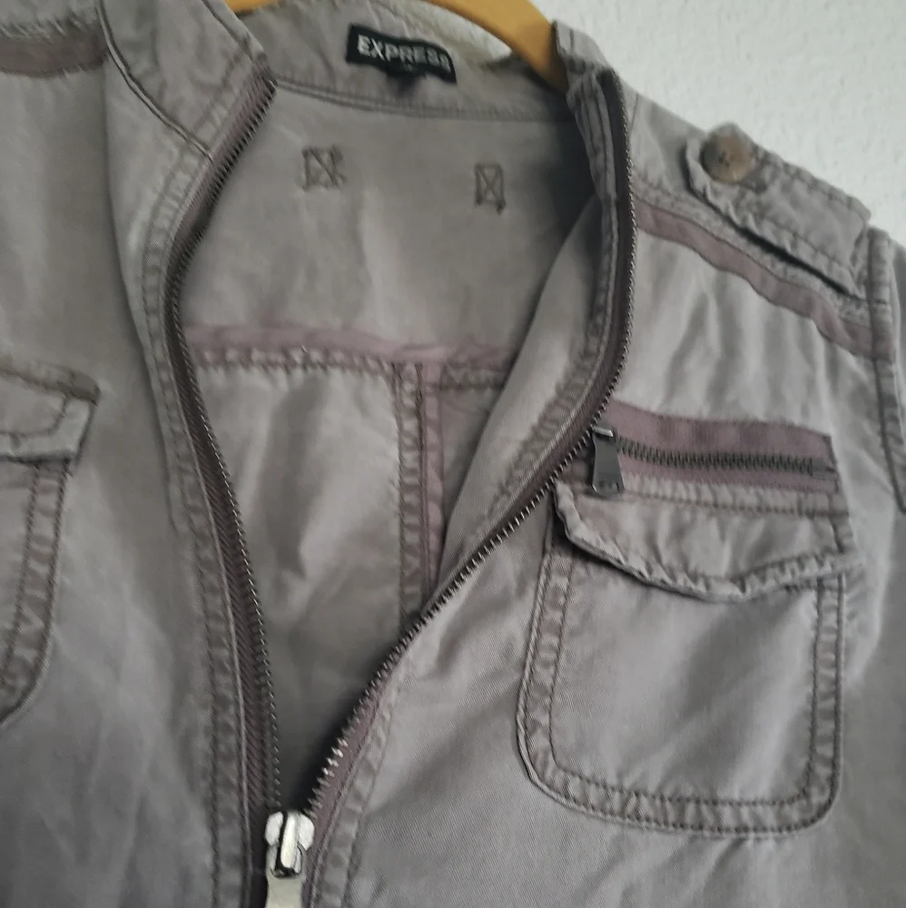 Express Jacket - Picture 5 of 7